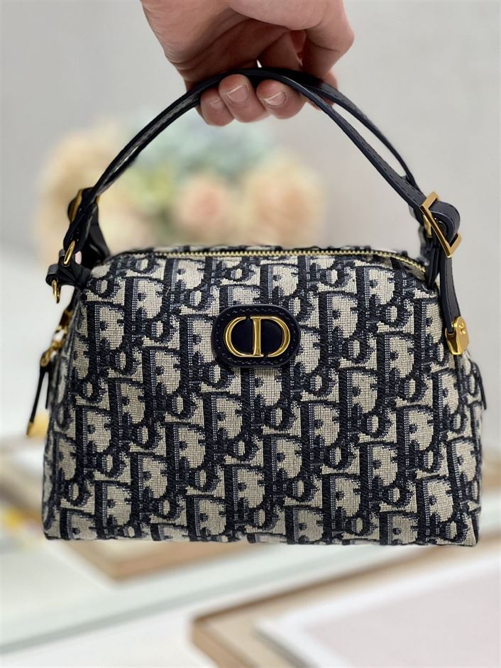 DIOR CARO D-COSY BAG BLUE DIOR OBLIQUE JACQUARD – DOB089