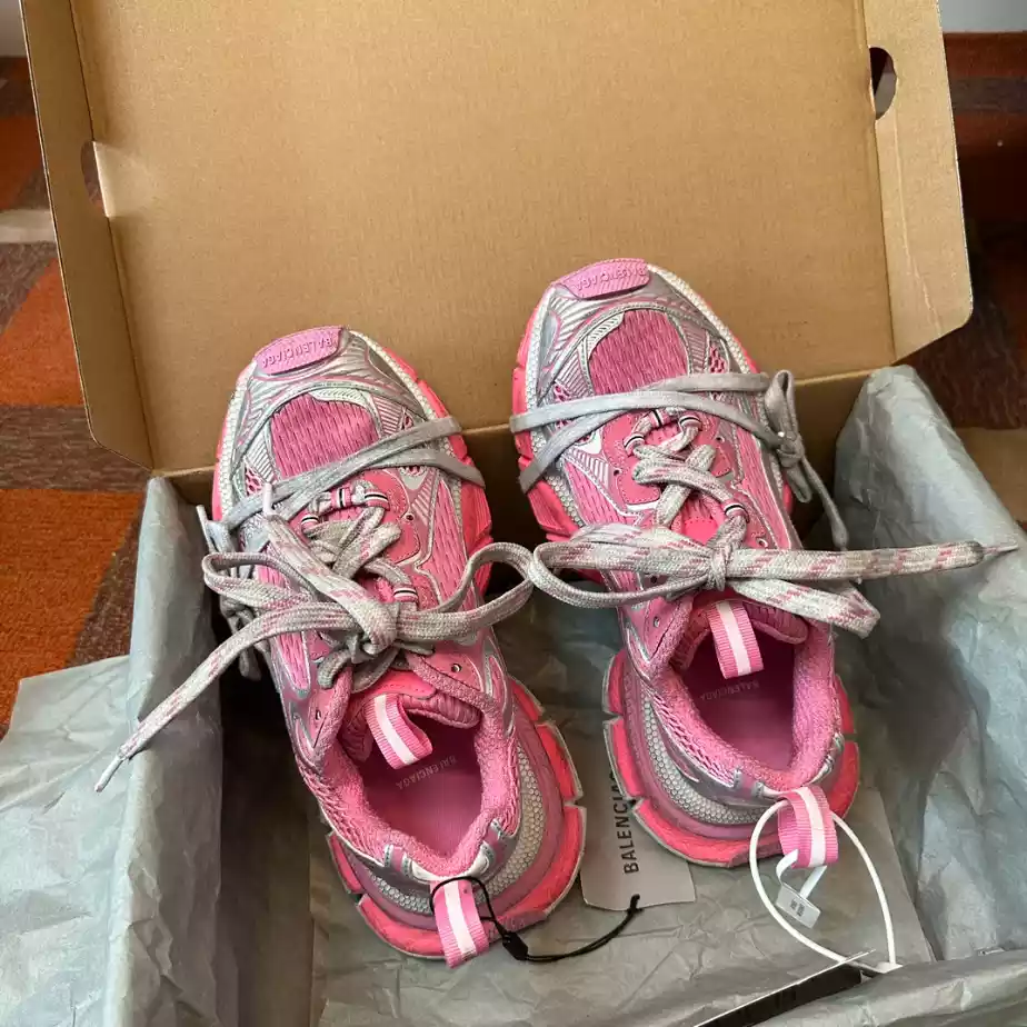 BALENCIAGA WOMEN’S 3XL SNEAKER – BLA0104