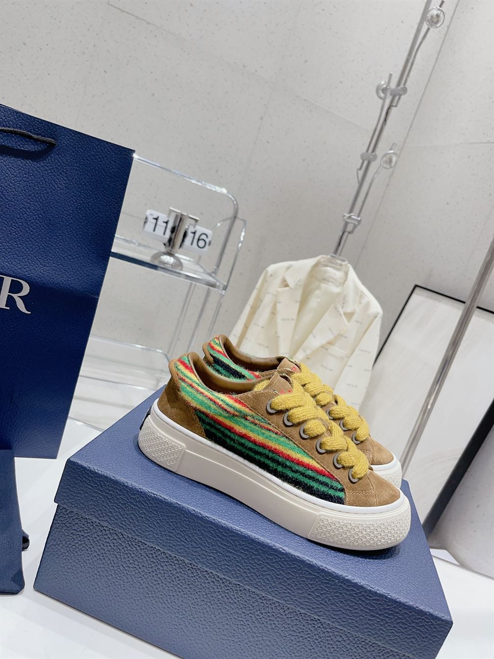 DIOR TEARS B33 SNEAKER LIMITED AND NUMBERED EDITION – DO136