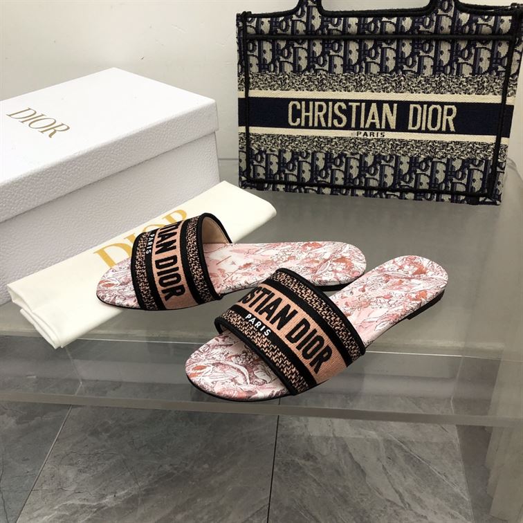DIOR DWAY SLIDE – DS018