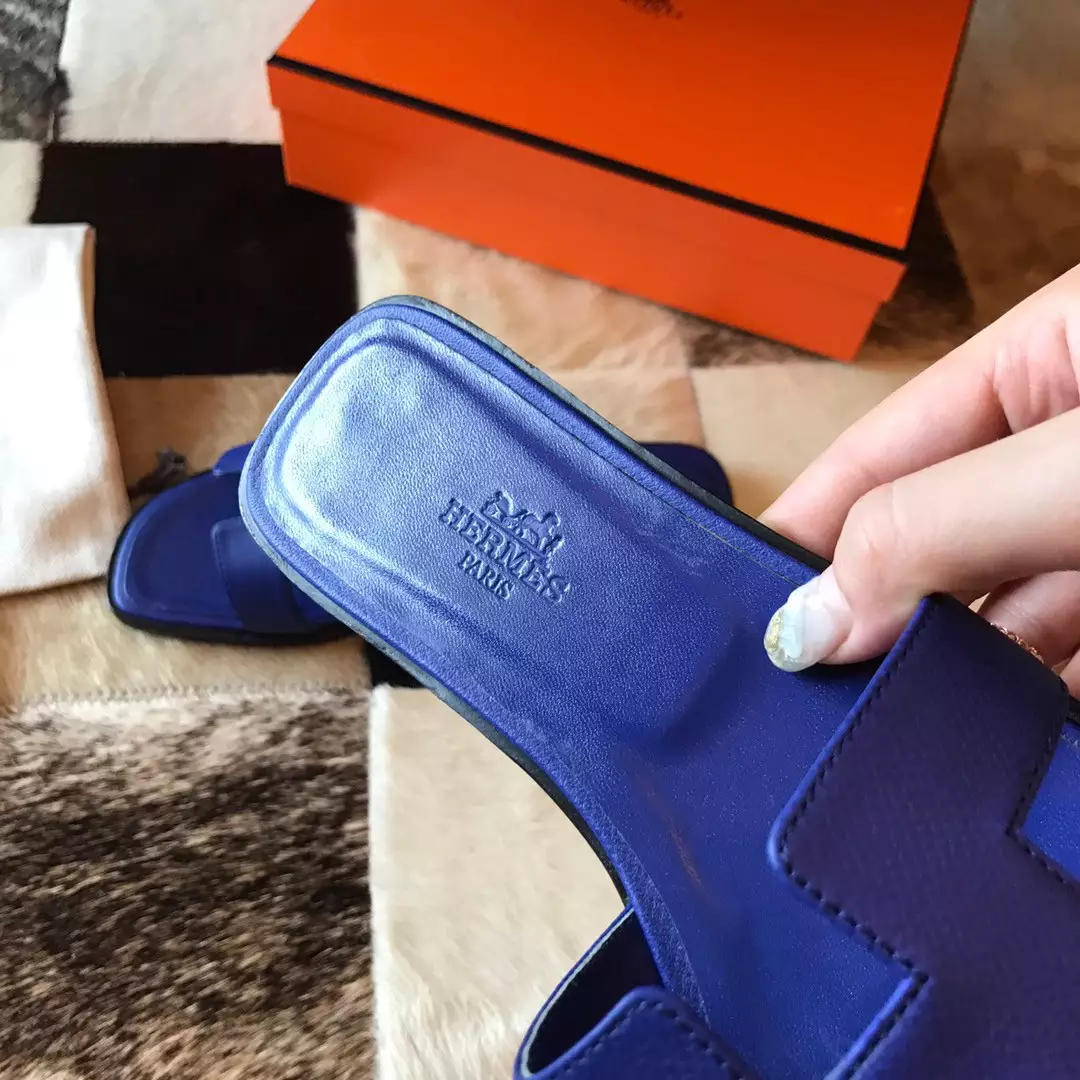 HERMES ORAN SLIDE SANDALS IN BLUE ELECTRIC EPSOM CALFSKIN – HMSD073