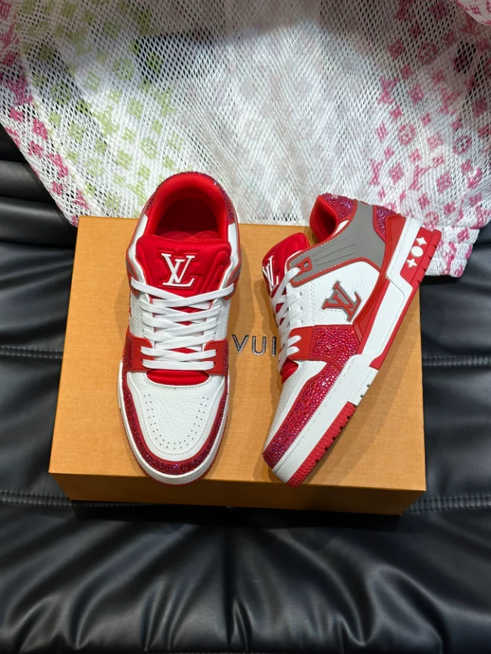 LOUIS VUITTON TRAINER SNEAKER – LVS256