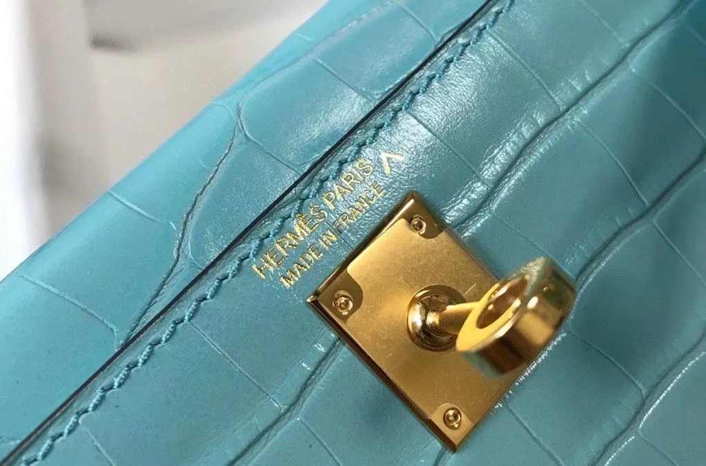 Hermes Kelly Mini II Bag In Blue Atoll Embossed Crocodile Leather – HW131