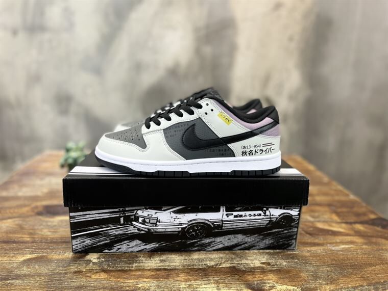 NIKE SB DUNK LOW SNEAKER – NSN008