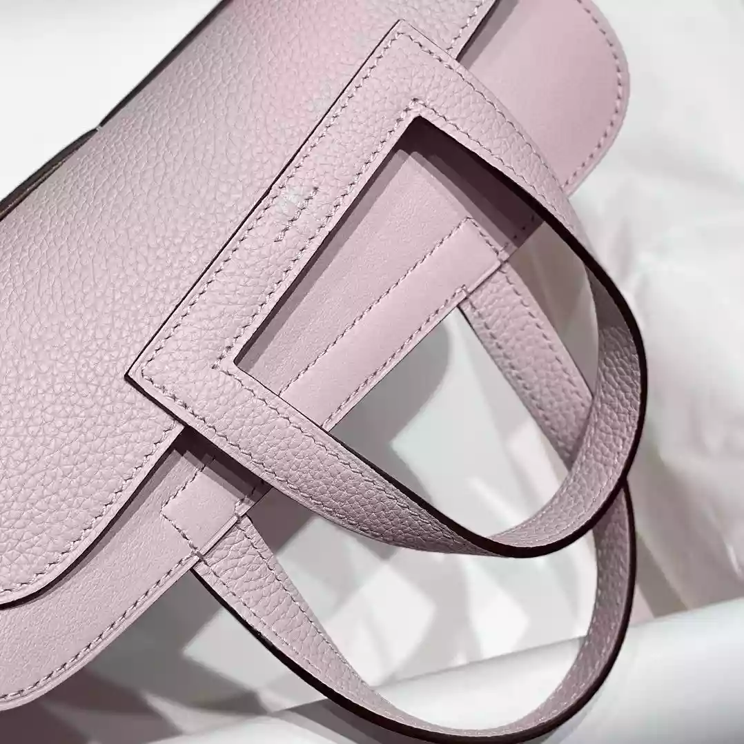 Hermes Halzan 25 Bag in Mauve Pale Clemence Leather – HW084