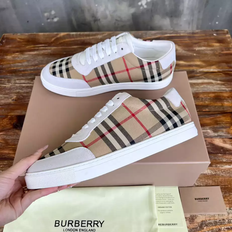 BURBERRY CHECK AND LEATHER SNEAKERS – BBR075