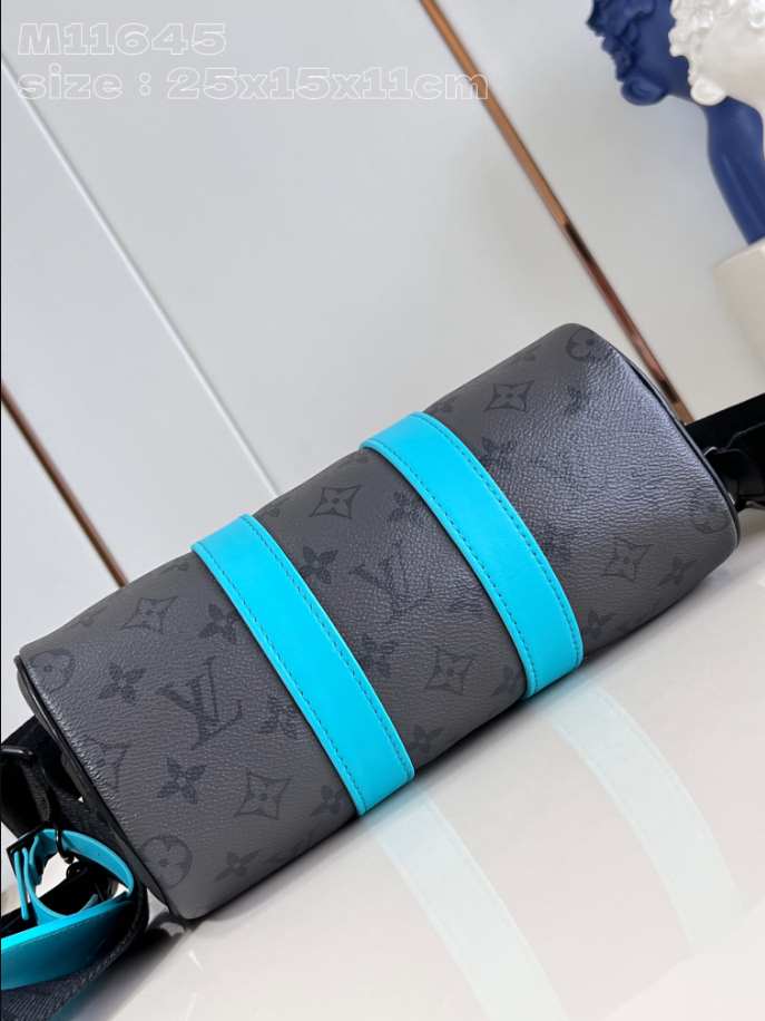 Louis Vuitton Keepall Bandoulière 25 Bag Blue – LW131