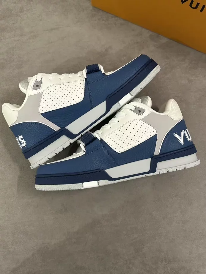 LOUIS VUITTON TRAINER SNEAKER – LVS246