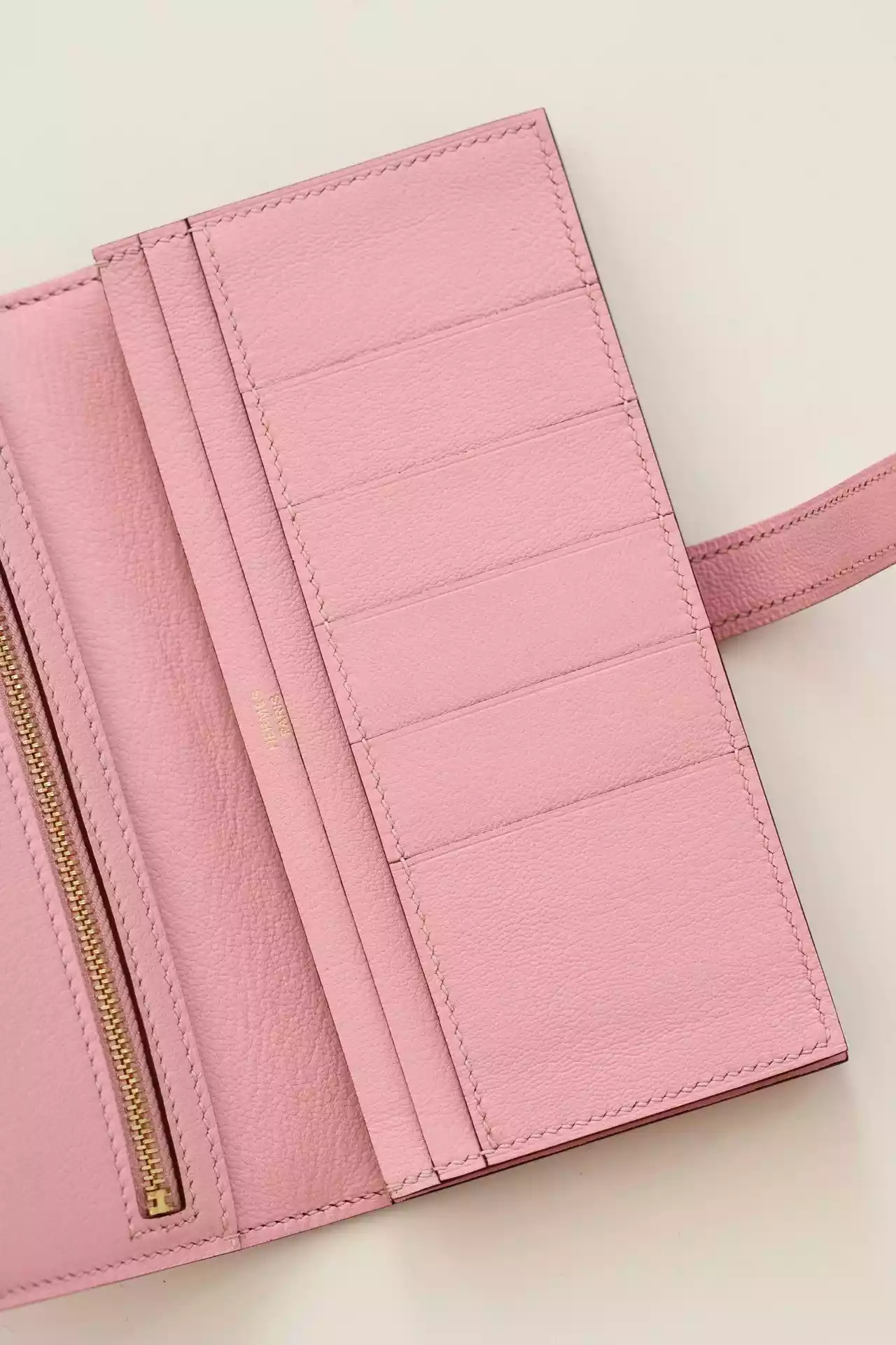 Hermes Bearn Long Wallet in Pink Matte Alligator Leather – HW166