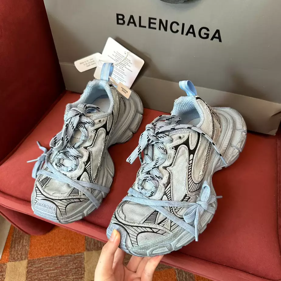 BALENCIAGA MEN’S 3XL SNEAKER – BLA101