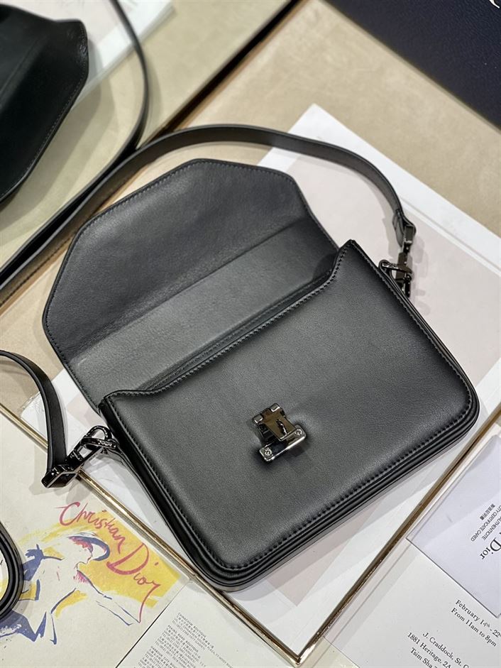 DIOR MESSENGER POUCH OBLIQUE GALAXY BLACK – DOB081