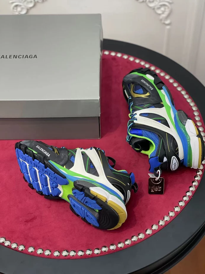 BALENCIAGA TRACK SNEAKER – BLA146