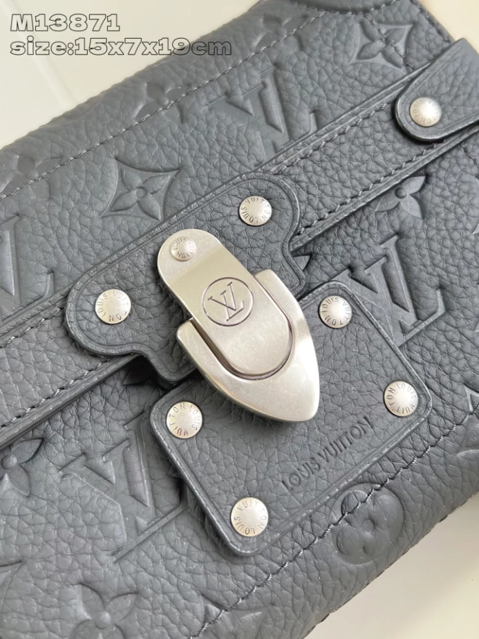 SOUL TRUNK CROSSBAG BLACK TAURILLON MONOGRAM M13871 – LW418