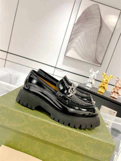 GUCCI WOMEN’S LUG SOLE LOAFER – GL027