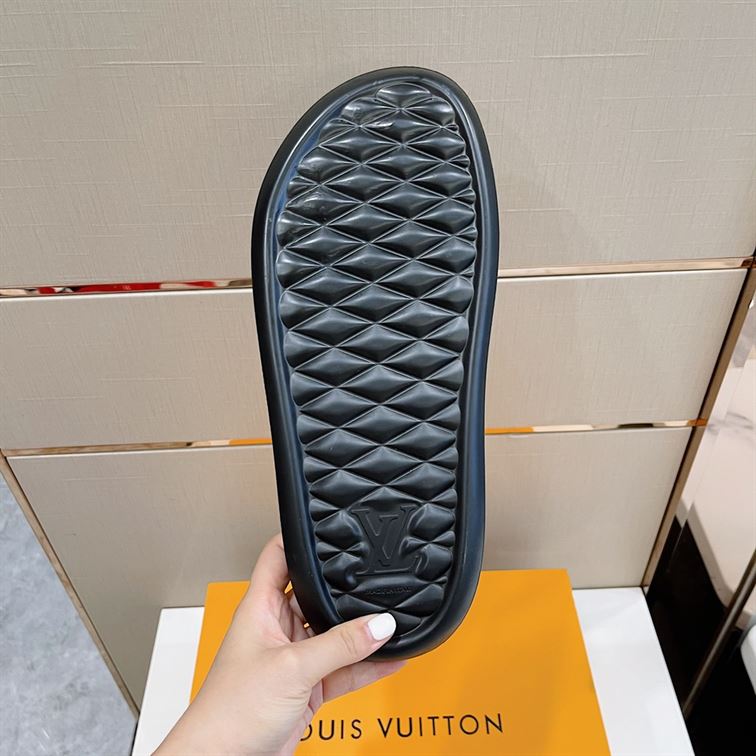 LOUIS VUITTON WATERFRONT MULE – LVSD030
