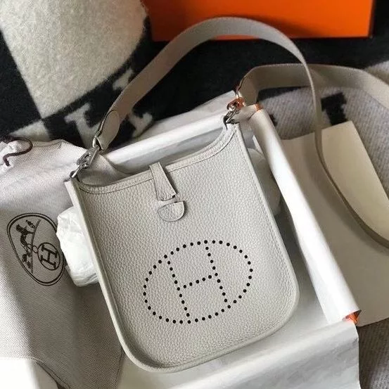 Hermes Evelyne III TPM Bag In Pearl Grey Clemence Leather – HW057