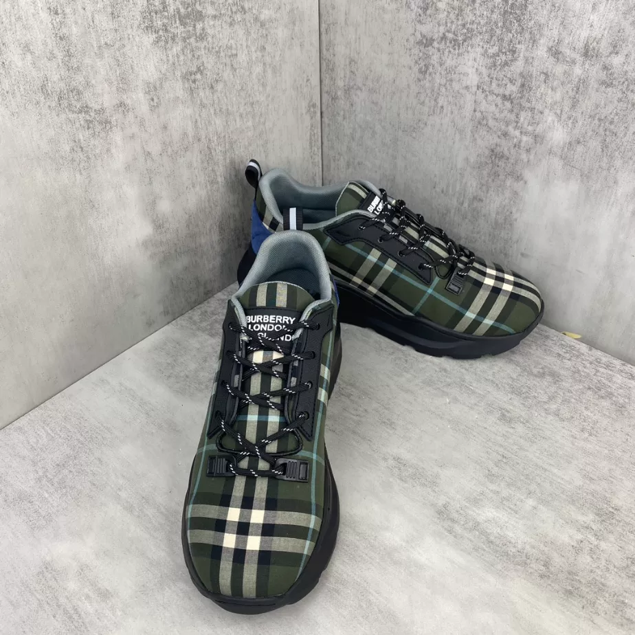 BURBERRY PLATFORM SNEAKERS – BBR063