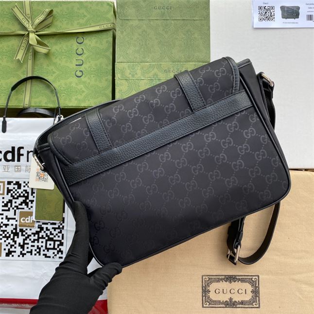 GUCCI GG GUCCISSIMA BLACK NYLON MESSENGER BAG – BG049