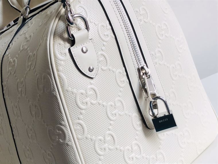 GUCCI GG EMBOSSED DUFFLE BAG – BG015