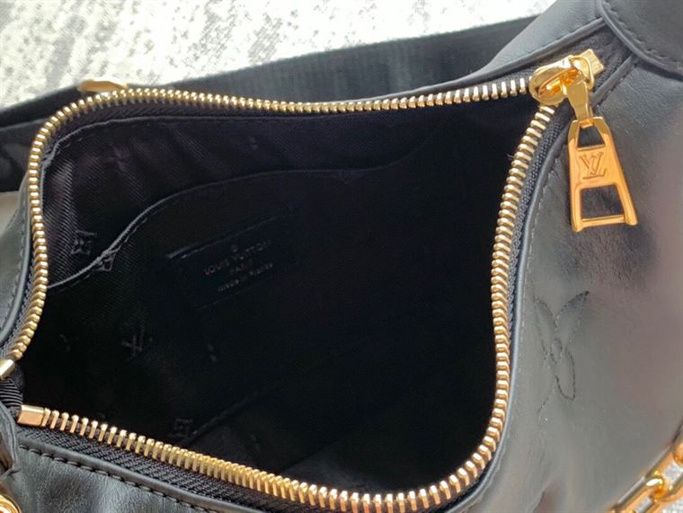 LOUIS VUITTON OVER THE MOON – LW007