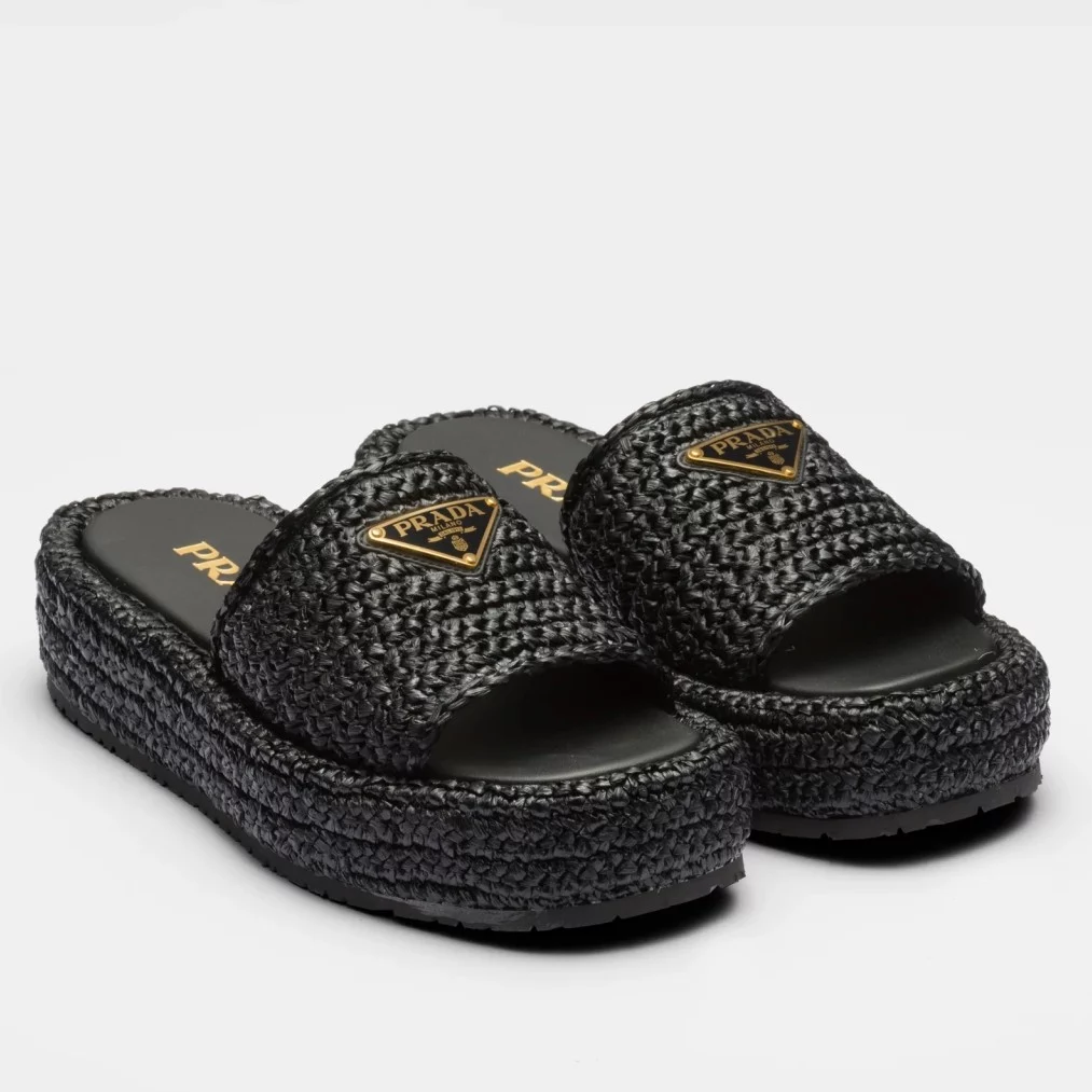 PRADA CROCHET FLATFORM SLIDES IN BLACK RAFFIA-EFFECT YARN – PSD069