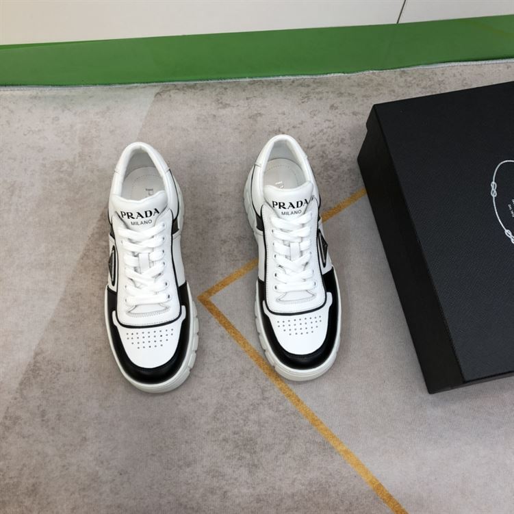PRADA LEATHER SNEAKERS – PRS016