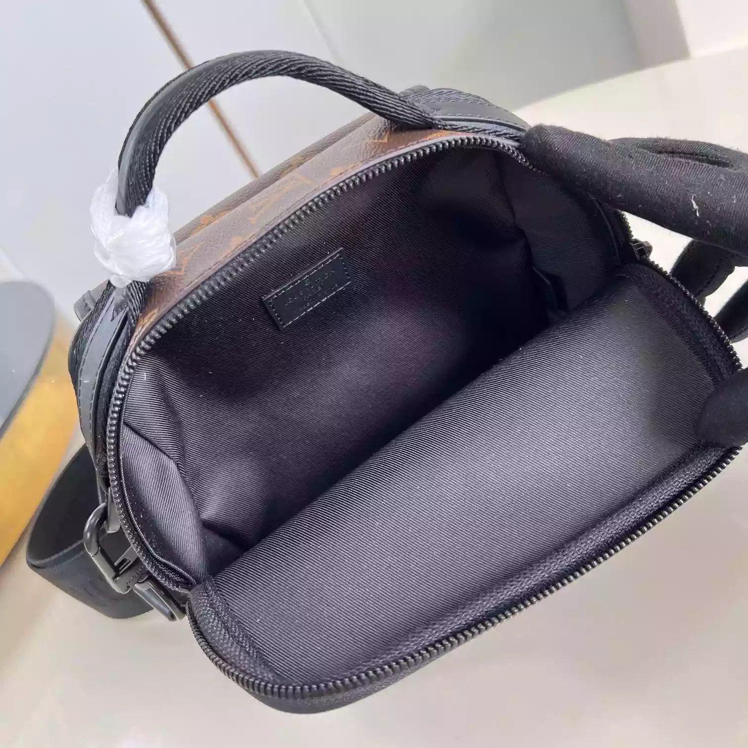 SOFT POLOCHON PM MONOGRAM ECLIPSE M46796 – LW448