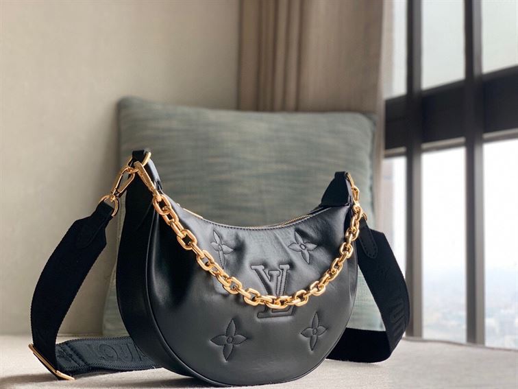 LOUIS VUITTON OVER THE MOON – LW007