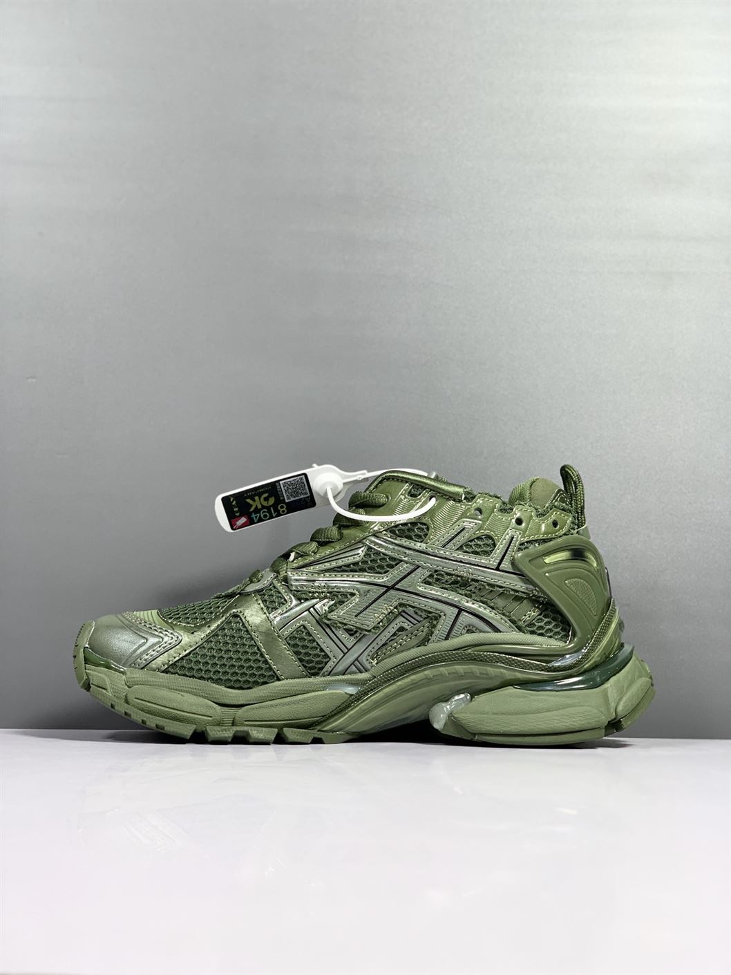 BALENCIAGA RUNNER TRAINERS IN DARK GREEN MESH AND NYLON – BLA025