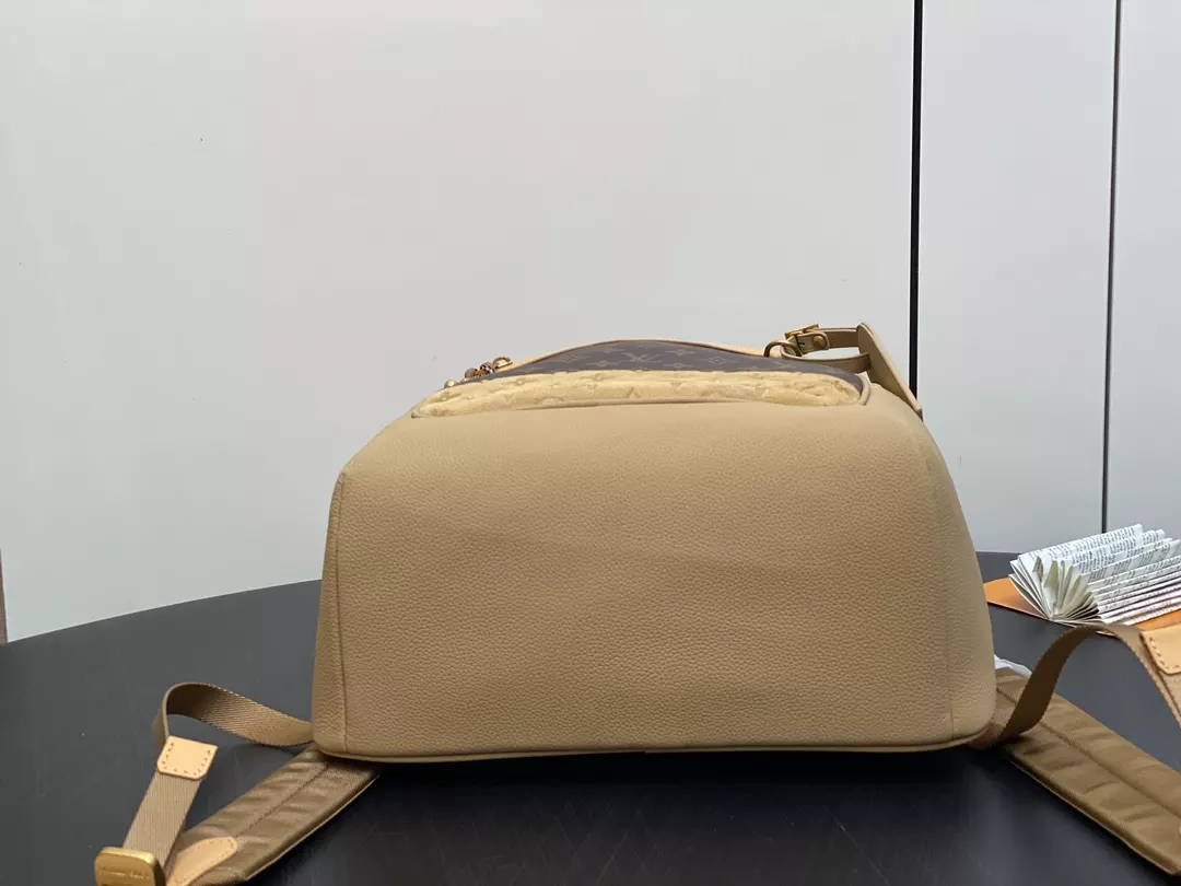 Louis Vuitton Outdoor Backpack Beige Cowhide Leather – LW149