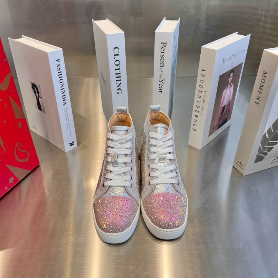 Christian Louboutin Low Top Pink Silver Sneaker – CLS051
