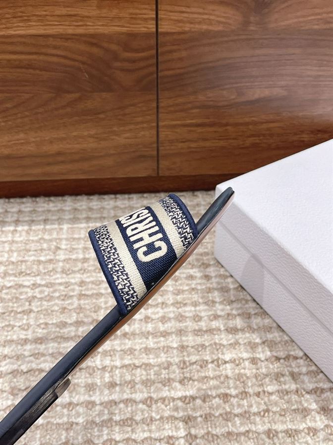 DIOR DWAY SLIDE DEEP BLUE EMBROIDERED COTTON – DS020