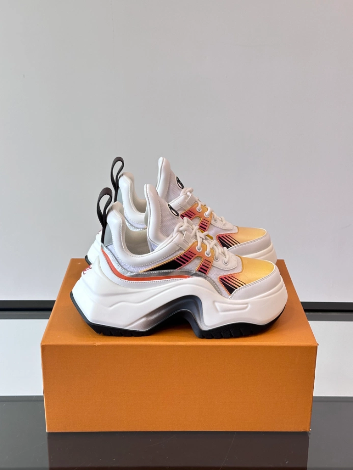 Louis Vuitton Archlight Sneaker – LVS216
