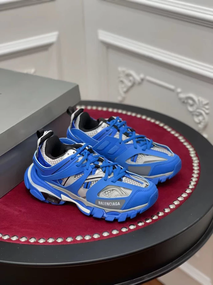 BALENCIAGA TRACK SNEAKER – BLA136