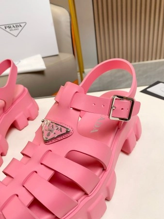PRADA FOAM SANDALS IN PINK RUBBER – PSD005