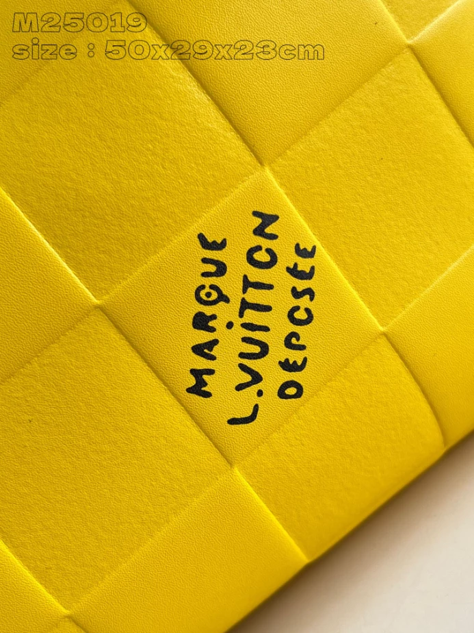 Louis Vuitton Keepall Bandoulière 50 in Yellow Damier Scuba Calfskin Leather – LW194
