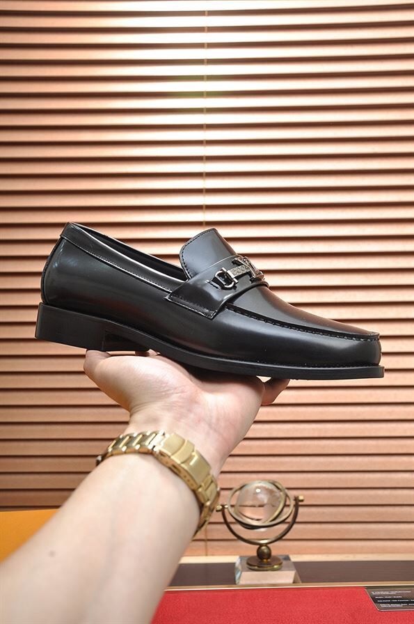 LOUIS VUITTON MAJOR LOAFER – VL002