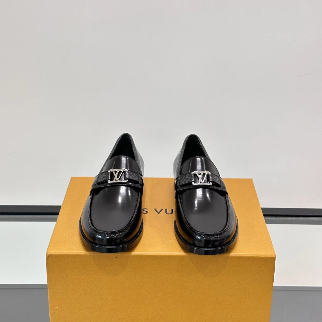 MAJOR LOAFERS IN BLACK – VL051