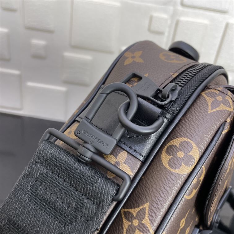 LOUIS VUITTON S LOCK MESSENGER MONOGRAM MACASSAR – LVB046