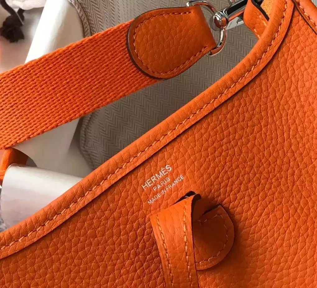 Hermes Evelyne III TPM Bag In Orange Clemence Leather – HW051