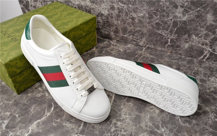 MEN’S GUCCI ACE SNEAKER WITH WEB – GCC285