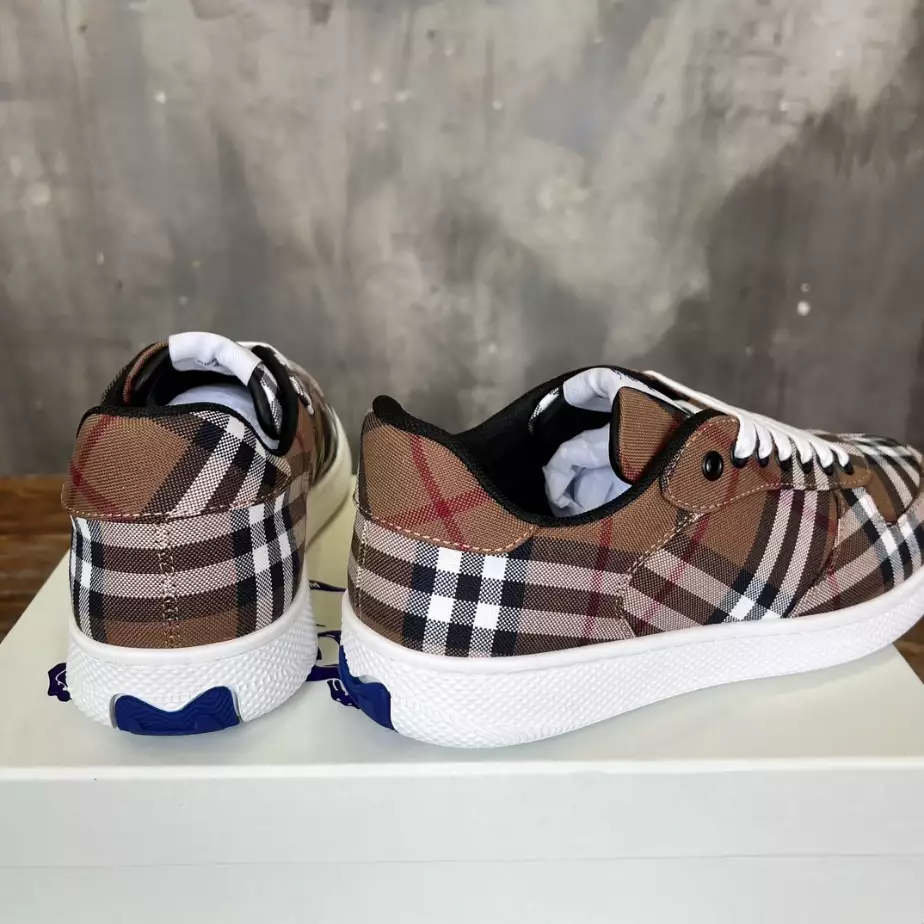 BURBERRY CHECK TERRACE SNEAKERS – BBR092