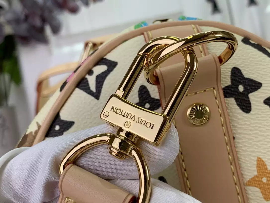 LV Keepall Bandoulière 50 in Vanilla Monogram Craggy Coated Canvas – LW177