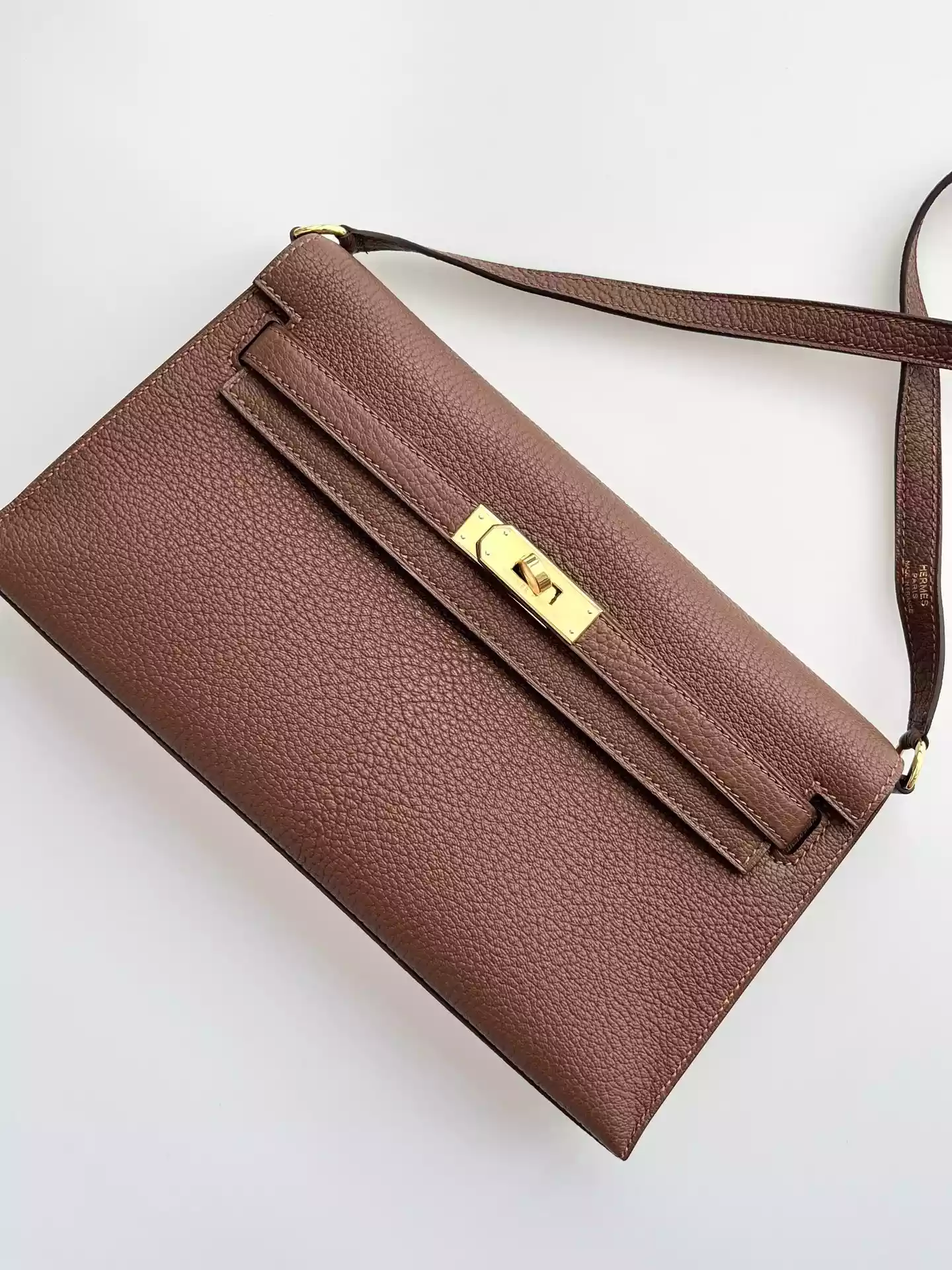 Kelly Classique To Go wallet – HW196