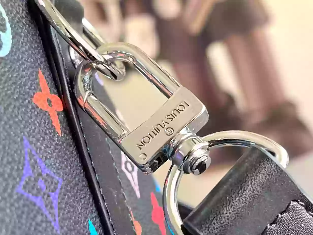 LV Keepall Bandoulière 50 – LW181