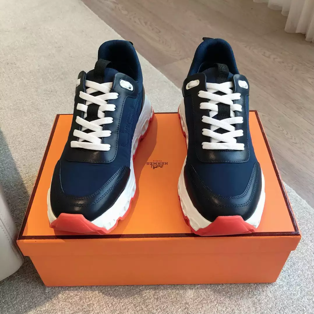 Hermes Men’s Impulse Sneakers in Navy Fabric and Leather – HM010