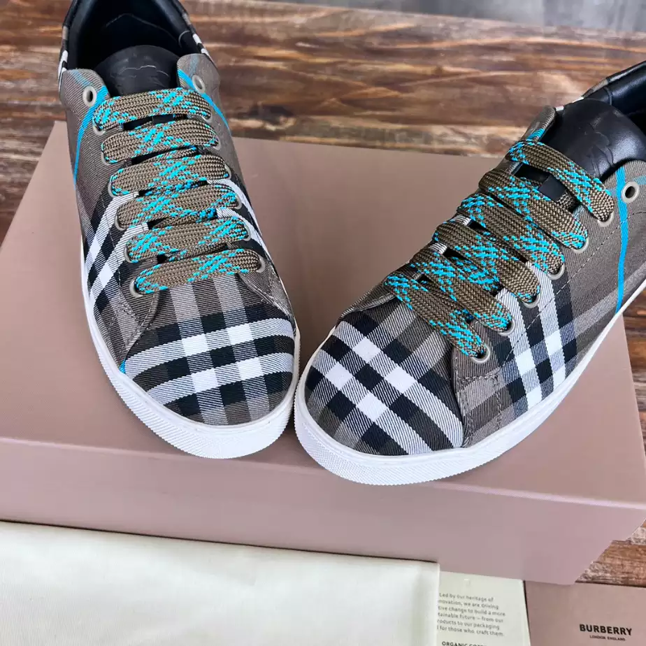 BURBERRY CHECK AND LEATHER SNEAKERS – BBR074