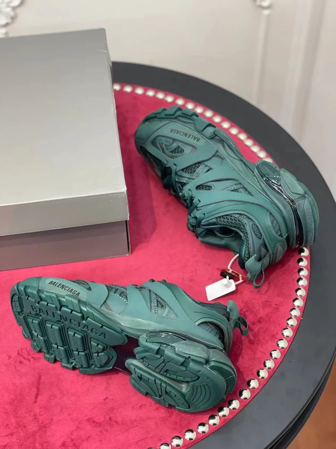 BALENCIAGA TRACK SNEAKER – BLA144