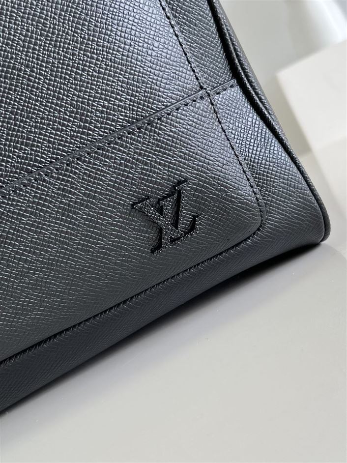 LOUIS VUITTON ADRIAN BACKPACK TAIGA – LVB045