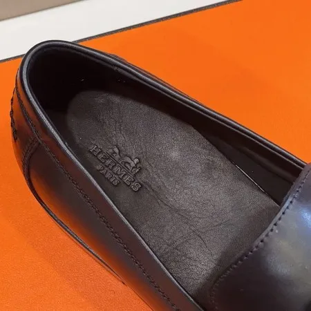 Hermes Men’s Destin Loafers In Black Calfskin – HM047